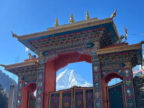 Manaslu Circuit Trek with Serang Gompa