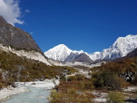 Tsum Vally Trek
